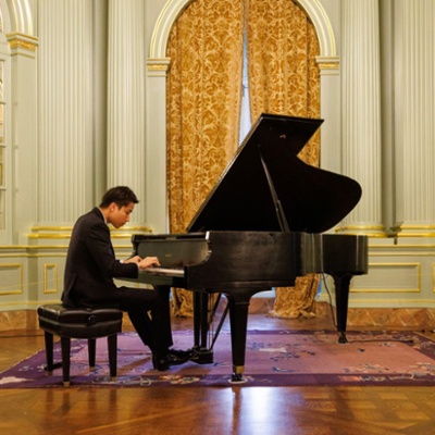 Steven Linn at Filoli Estate