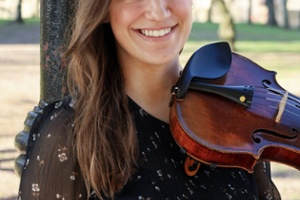Sandra Bouissou, violin