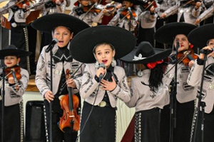 Mariachi Las Aguilitas de Davis