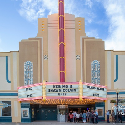 Uptown Theatre