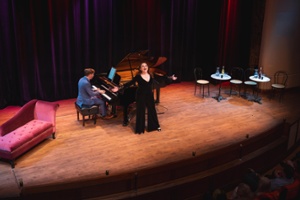 San Francisco Examiner: Lisa Delan's Refreshing "Classical Cabaret" Is Seriously Fun