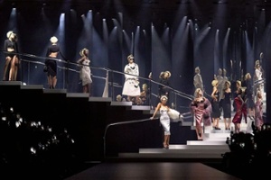 Lot 9 ~ Dolce&Gabbana:^Milan Fashion Week