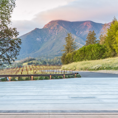 Vintner's Luncheon^at Knights Bridge Winery